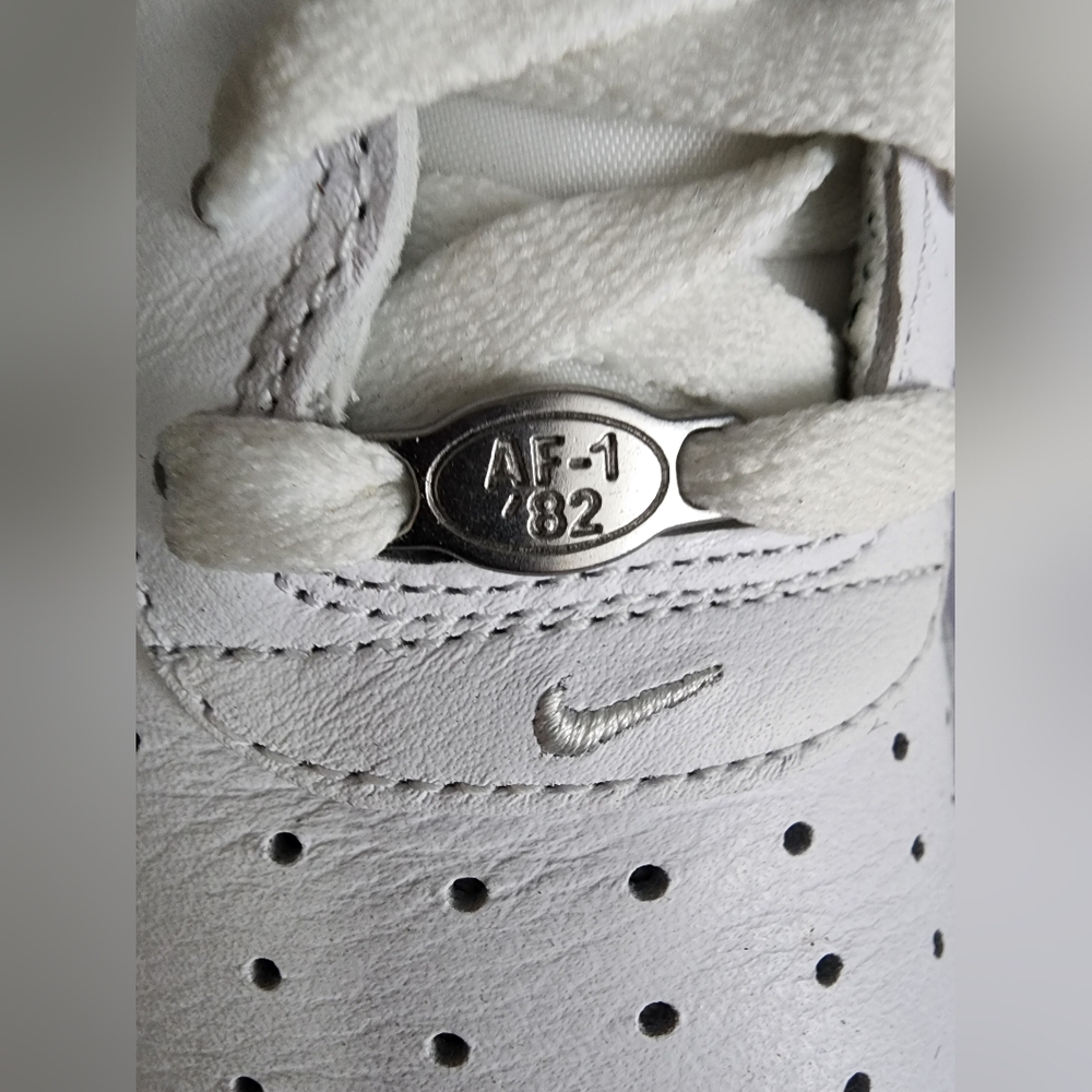 Airforce 1 low - Picture 14 of 15